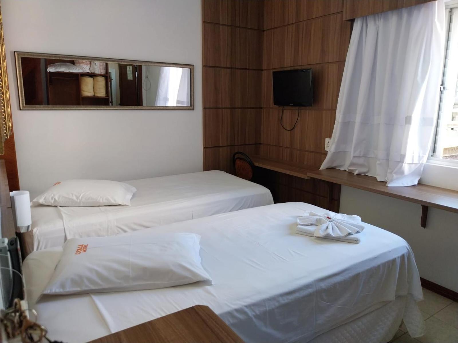 Colle Tourist Hotel Luxo Criciuma  Kültér fotó