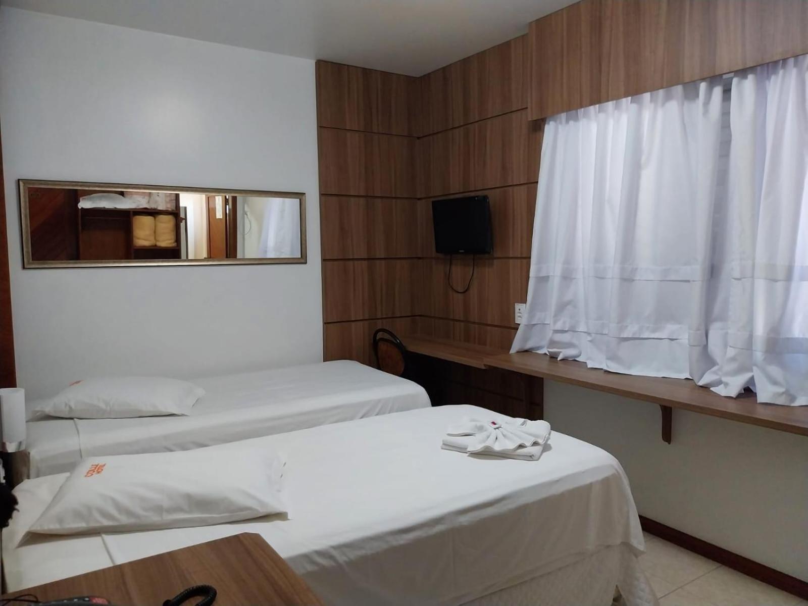 Colle Tourist Hotel Luxo Criciuma  Kültér fotó